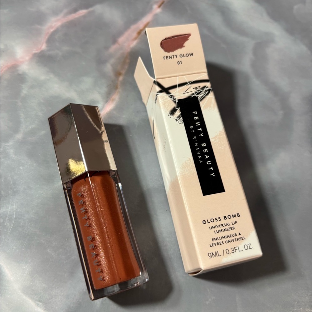 Mixed Makeup Bundle - Picture 16 of 16